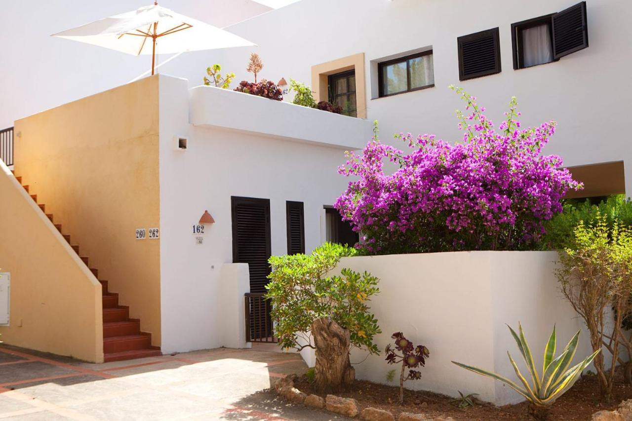 Apartamentos Club Cala Azul Сан Карлос Екстериор снимка